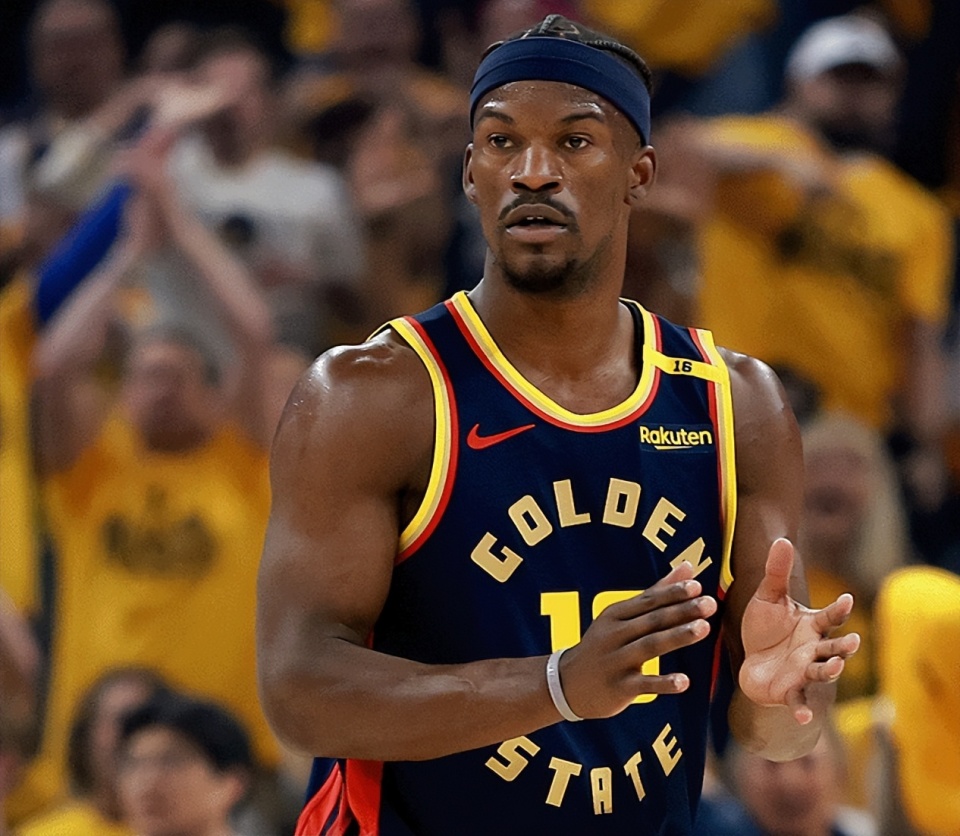 瑞士队观众热烈欢呼!,巴特勒迎来十赛季出色发挥气势如虹延续的简单介绍 瑞士队观众热烈欢呼!,巴特勒迎来十赛季出色发挥气势如虹延续的简单介绍